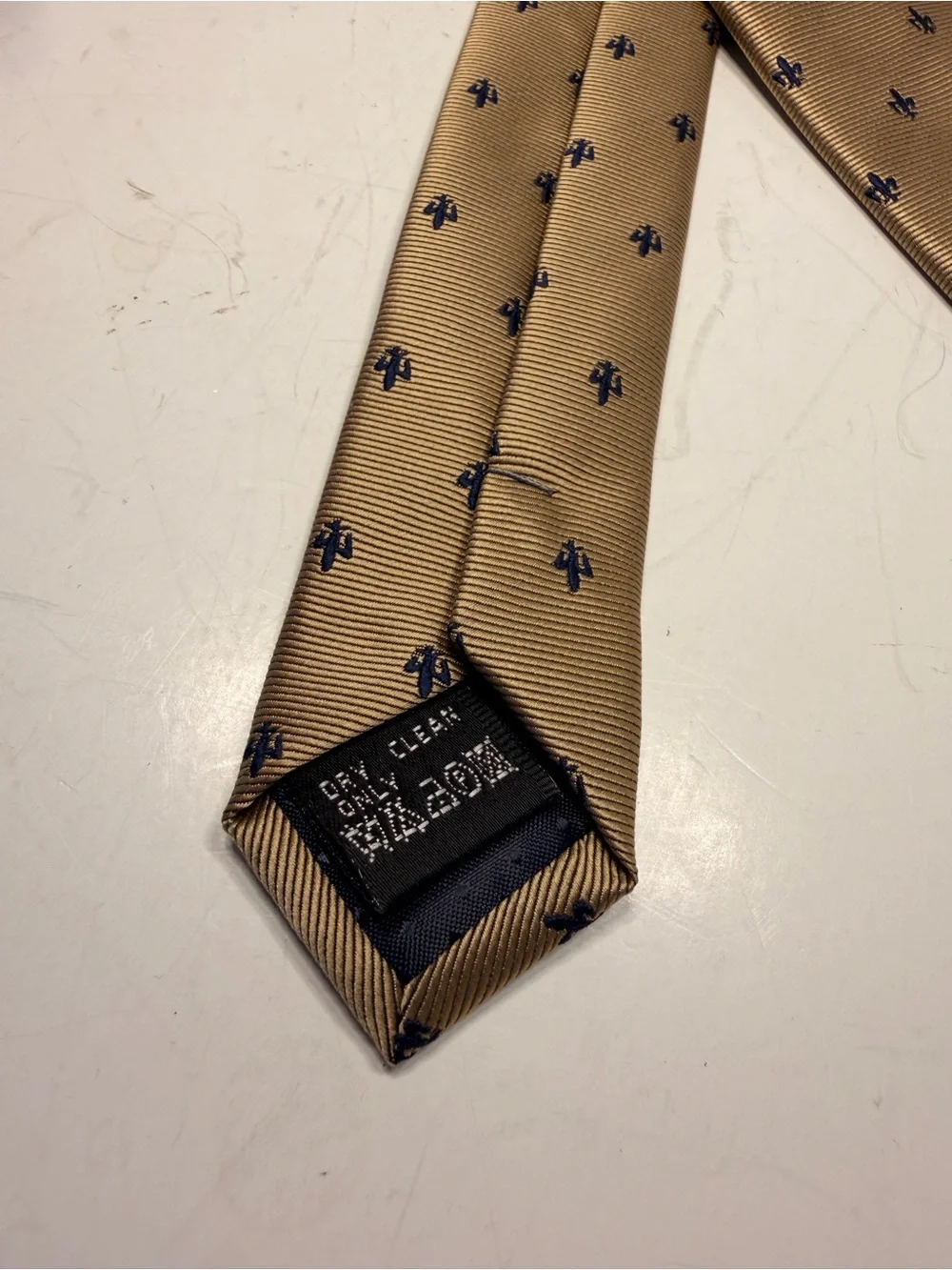 Firenze 100% Silk Gold Necktie with Blue Fleur-De-Lis Pattern